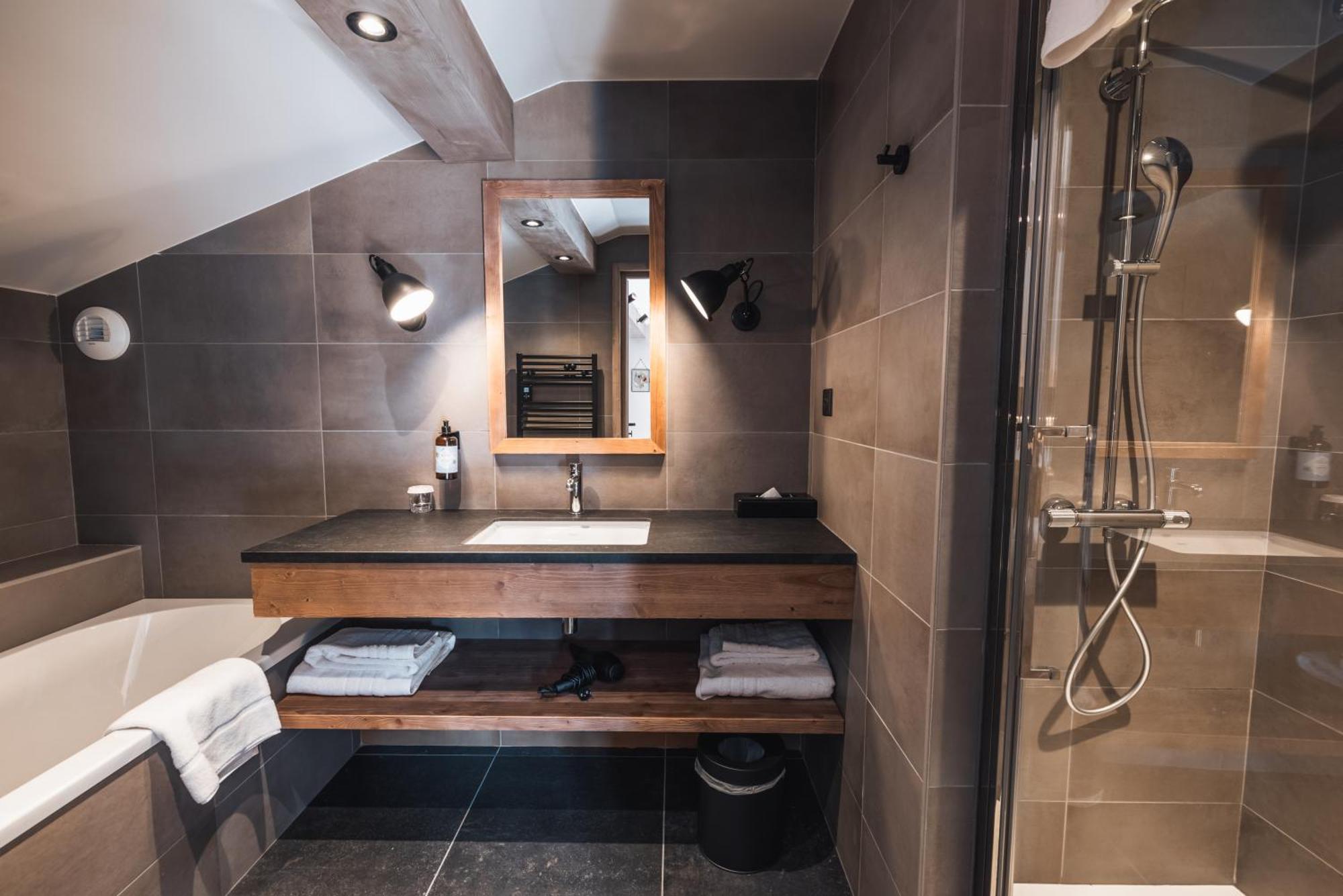 Hotel De La Roche Beaufort  Ngoại thất bức ảnh